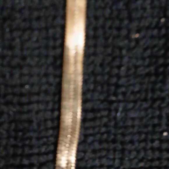 Source Unknown Elegant Gold Bracelet - Picture 3 of 3